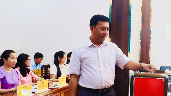 Đảng uỷ phường Trà Câu tổ chức hội nghị bầu bổ sung Ủy viên Ủy ban Kiểm tra Đảng ủy phường, nhiệm kỳ 2025 – 2030 và thực hiện quy trình giới thiệu nhân sự ứng cử chức danh Chủ tịch, Phó Chủ tịch Ủy ban MTTQ Việt Nam phường, nhiệm kỳ 2025 – 2030
